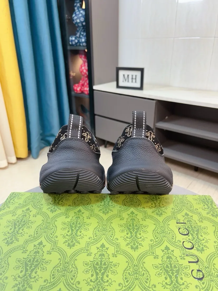 Men's shoes 💰560🌹🌹【GUCCI】pop-top casual sneakers with daddy outsole, breathable and comfortable, easy to walk, a versatile style for trendy men, upper with cowhide edged outsole design➕genuine leather lining➕Gucci's popular original outsole, sports and running style, super comfortable. Code number 38-44